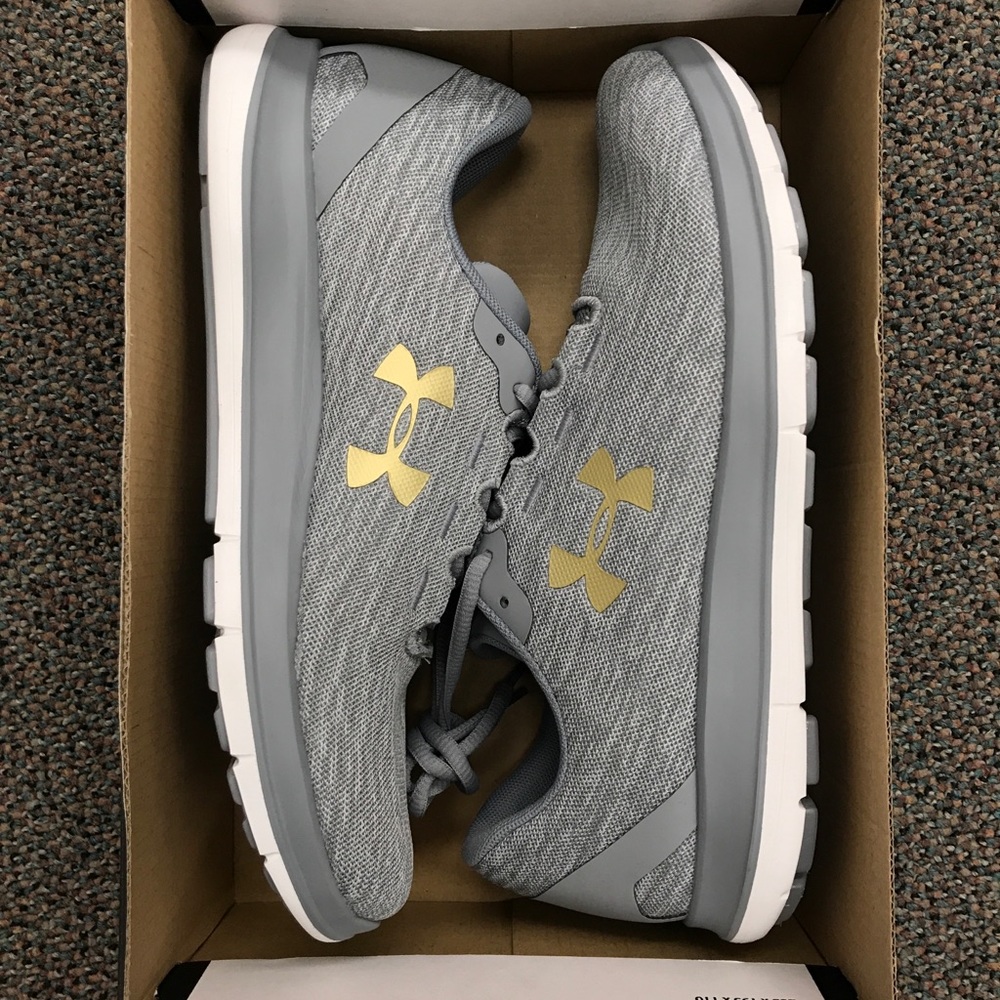 Under Armour Shoes (new!)